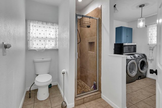 3024 Carnation Avenue, Fort Worth, TX 76111
