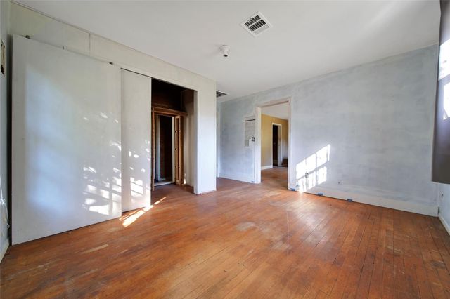 709 Magnolia Boulevard, New Caney, TX 77357