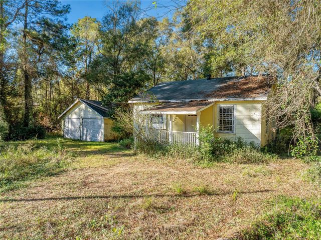 709 Magnolia Boulevard, New Caney, TX 77357