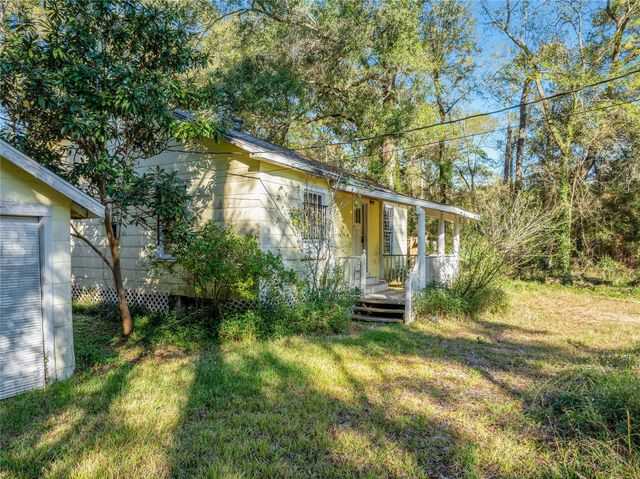 709 Magnolia Boulevard, New Caney, TX 77357