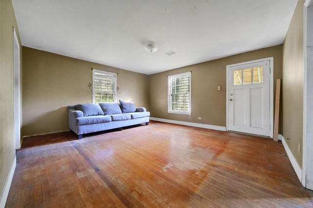 709 Magnolia Boulevard, New Caney, TX 77357