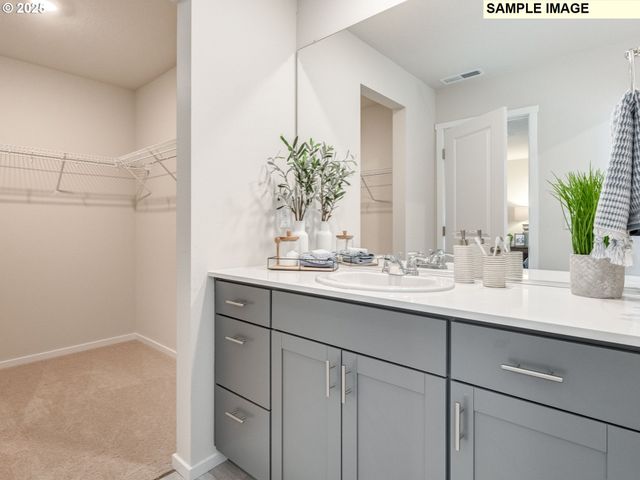 1402 Ne 123RD Ave, Vancouver, WA 98684