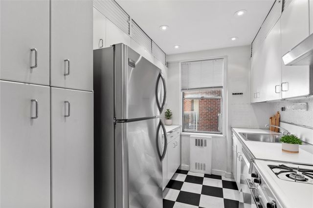 50 Sutton Sutton Place S 19F, New York (manhattan), NY 10022