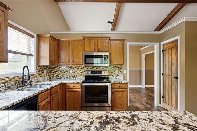 317 Kyles Circle, Hiram, GA 30141