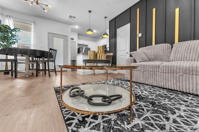 7552 Briarwood, San Antonio, TX 78252