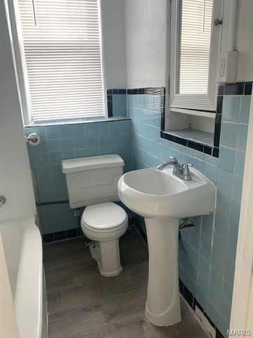 1362 McCausland Avenue, St Louis, MO 63117