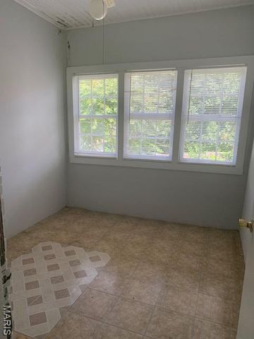 1362 McCausland Avenue, St Louis, MO 63117