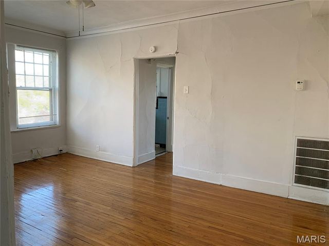 1362 McCausland Avenue, St Louis, MO 63117