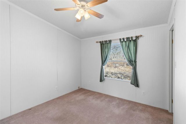 124 Suzanne DR, Bastrop, TX 78602