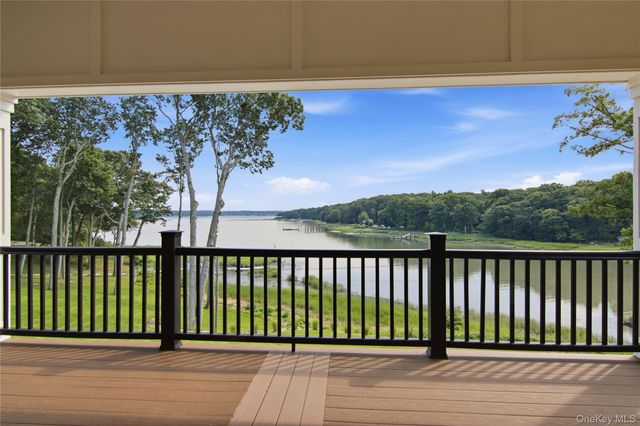 106 Cove Road, Northport, NY 11768