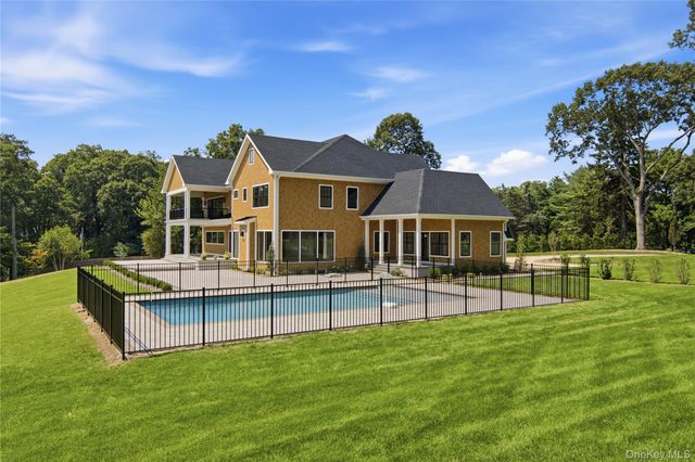 106 Cove Road, Northport, NY 11768