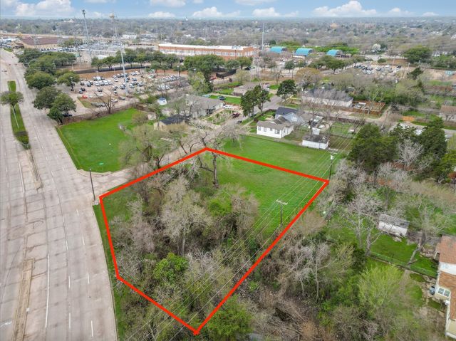 1443 E Louisiana Avenue, Dallas, TX 75216