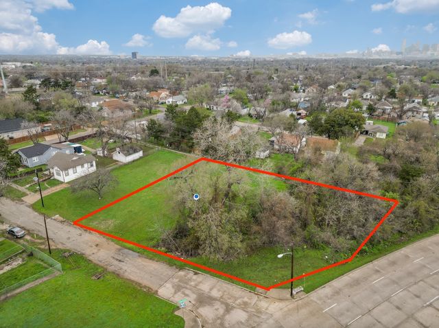 1443 E Louisiana Avenue, Dallas, TX 75216