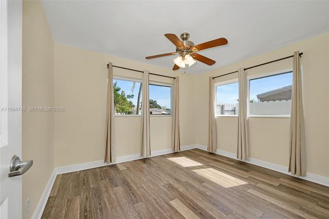 3524 SW 14th St, Fort Lauderdale, FL 33312