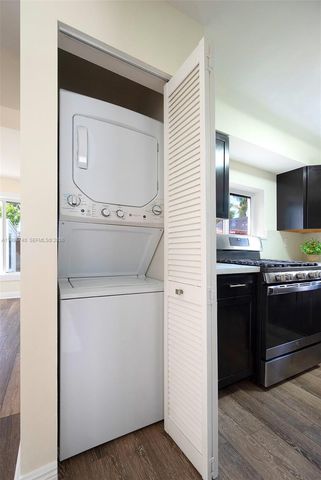 3524 SW 14th St, Fort Lauderdale, FL 33312