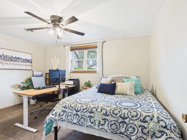 W1942 VANDENBERG STREET, Kaukauna, WI 54130