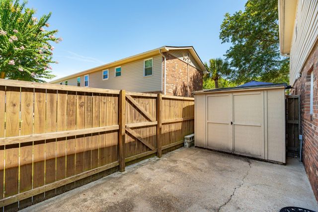 415 Parkdale Drive 8e, Charleston, SC 29414