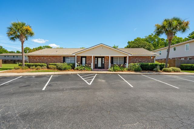 415 Parkdale Drive 8e, Charleston, SC 29414