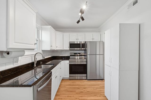 415 Parkdale Drive 8e, Charleston, SC 29414