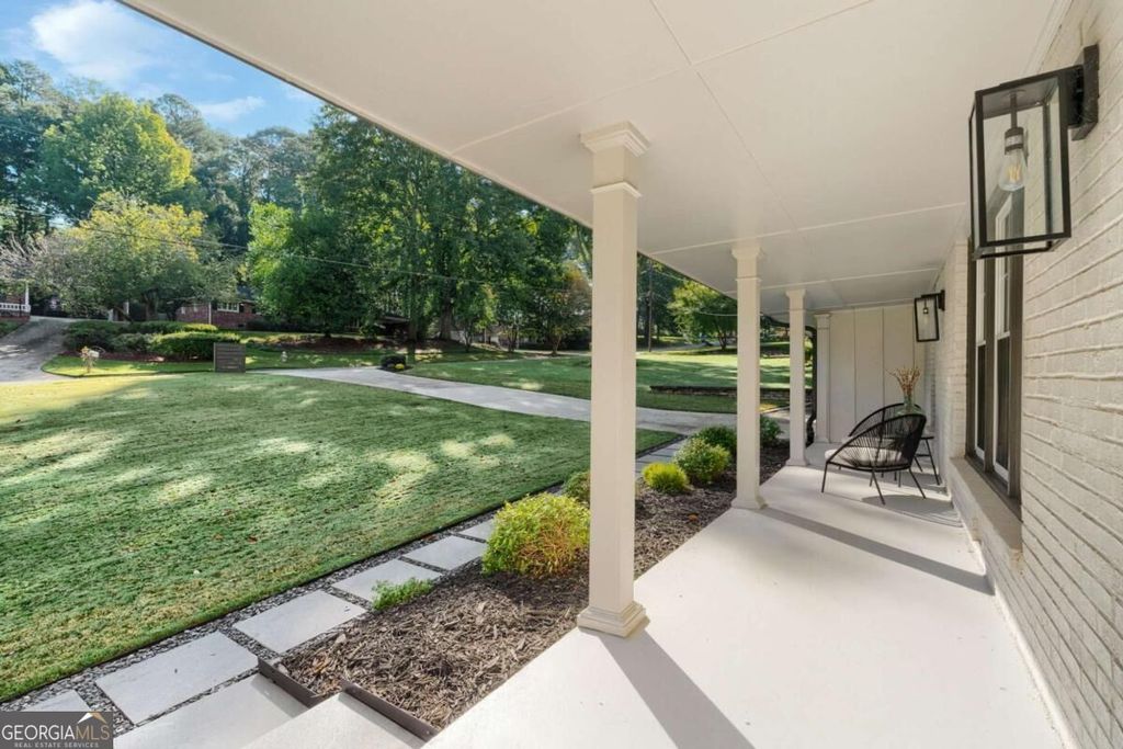 2022 Deren Way NE, Atlanta, GA 30345 — photo 3