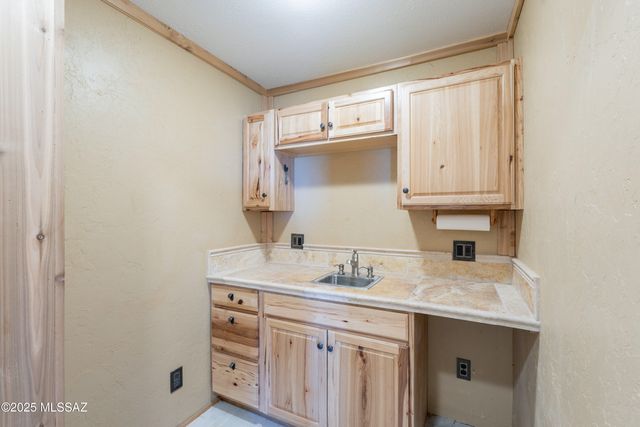 8 Chula Court, Sonoita, AZ 85637