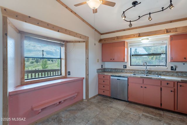 8 Chula Court, Sonoita, AZ 85637