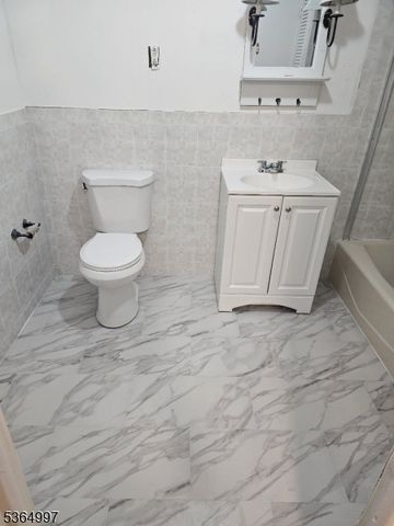 167 Chestnut St, Kearny Town, NJ 07032