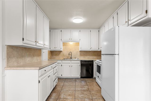 1006 W Washington Street, Sherman, TX 75092