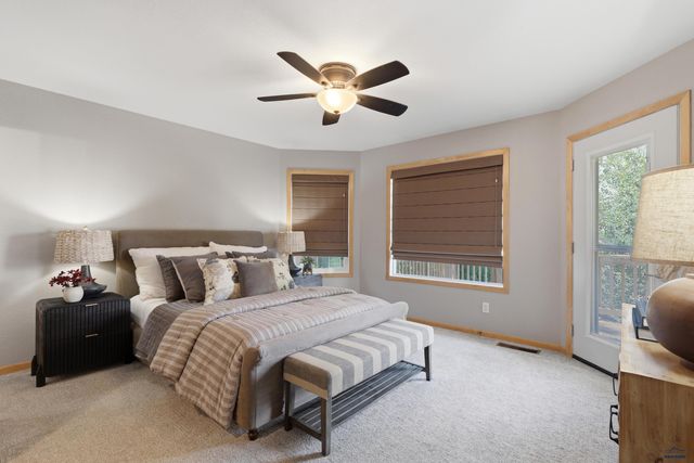 422 E ENCHANTED PINES DR, Rapid City, SD 57701
