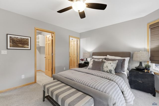 422 E ENCHANTED PINES DR, Rapid City, SD 57701