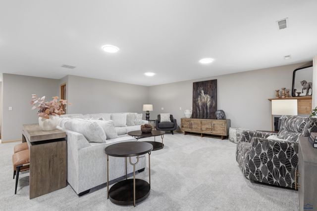 422 E ENCHANTED PINES DR, Rapid City, SD 57701