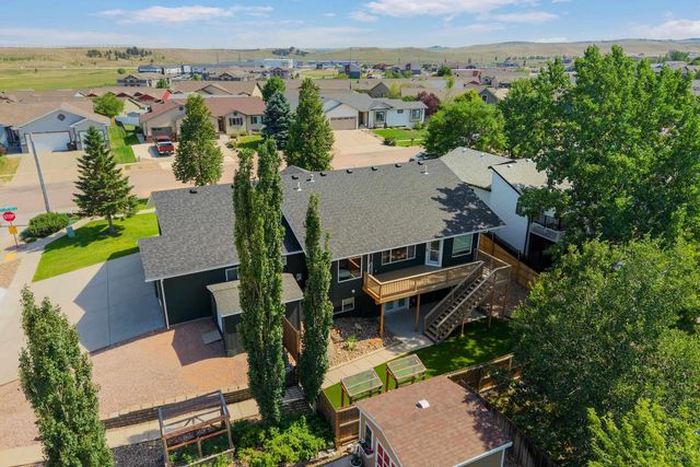 422 E ENCHANTED PINES DR, Rapid City, SD 57701