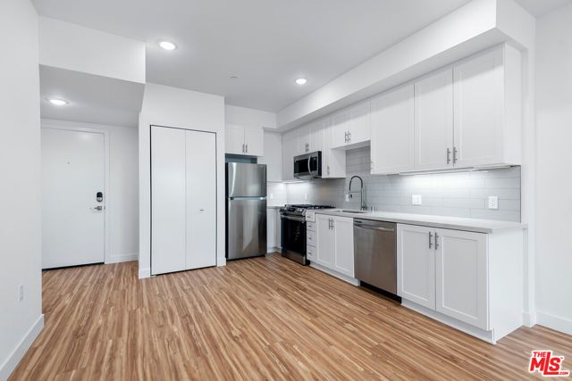 11600 National Boulevard 403, Los Angeles, CA 90064