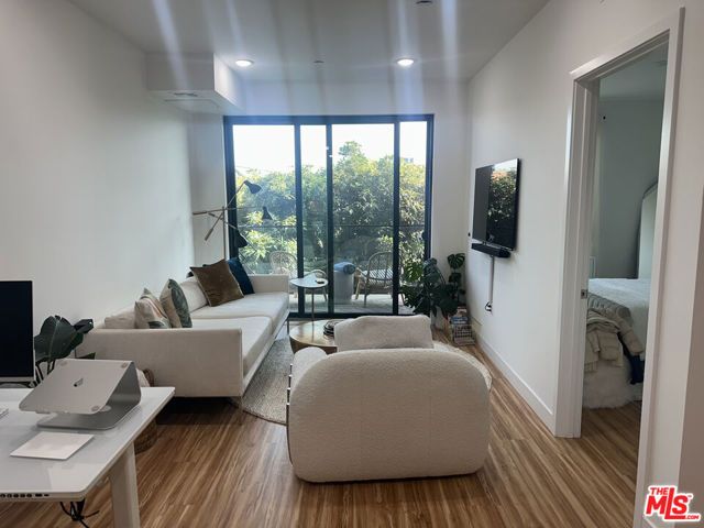 11600 National Boulevard 403, Los Angeles, CA 90064