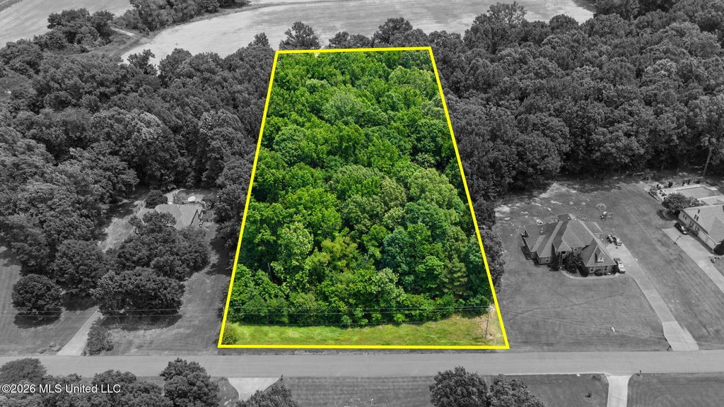 105 E Crockett Loop, Hernando, MS 38632 — exterior