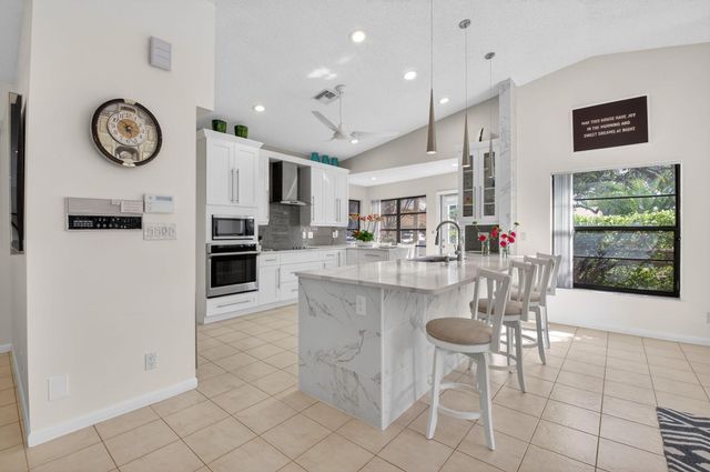 4560 Catamaran Circle, Boynton Beach, FL 33436