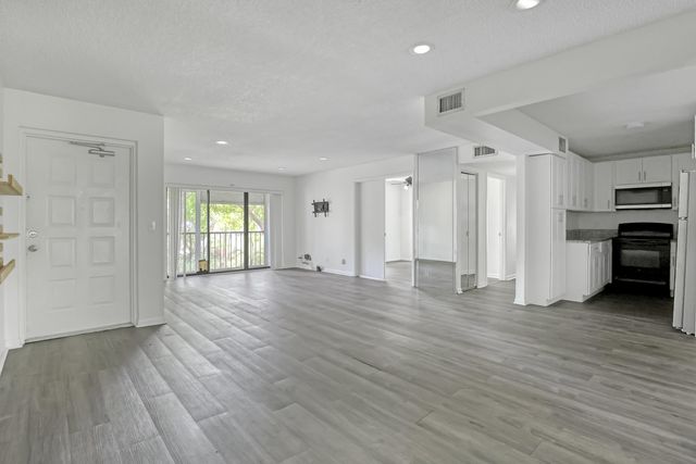 3618 Alder Drive H2, West Palm Beach, FL 33417