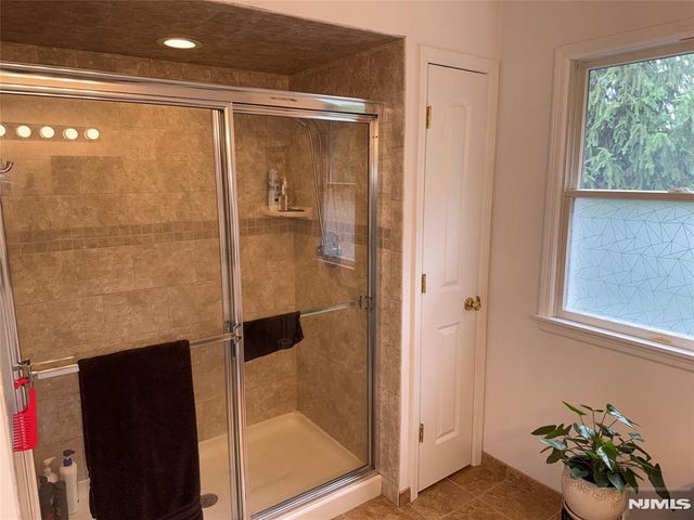 44 Prospect Street 3, Waldwick, NJ 07463