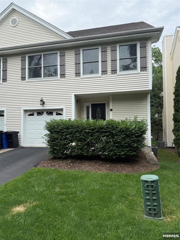 44 Prospect Street 3, Waldwick, NJ 07463