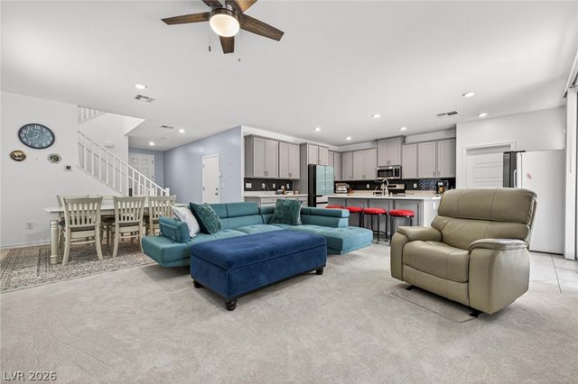 4025 Redwood Glen Court, Las Vegas, NV 89141