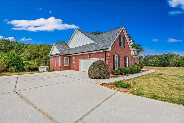 903 Little River Road, Social Circle, GA 30025