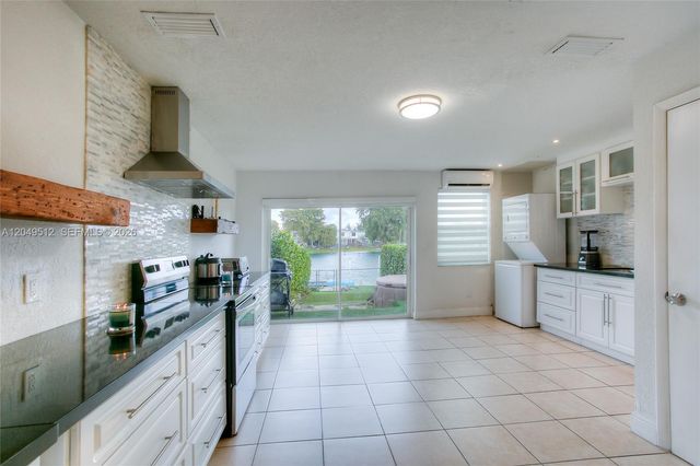 7389 W 18th Avenue 7389, Hialeah, FL 33014