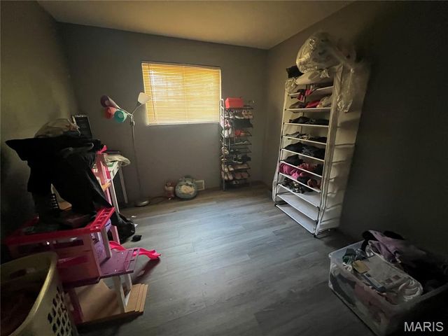 9029 Cranberry Lane, Normandy, MO 63121