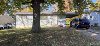 9029 Cranberry Lane, Normandy, MO 63121