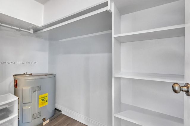 22 SE 3rd Ter 37, Dania Beach, FL 33004