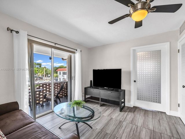 22 SE 3rd Ter 37, Dania Beach, FL 33004