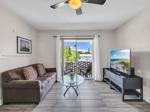 22 SE 3rd Ter 37, Dania Beach, FL 33004