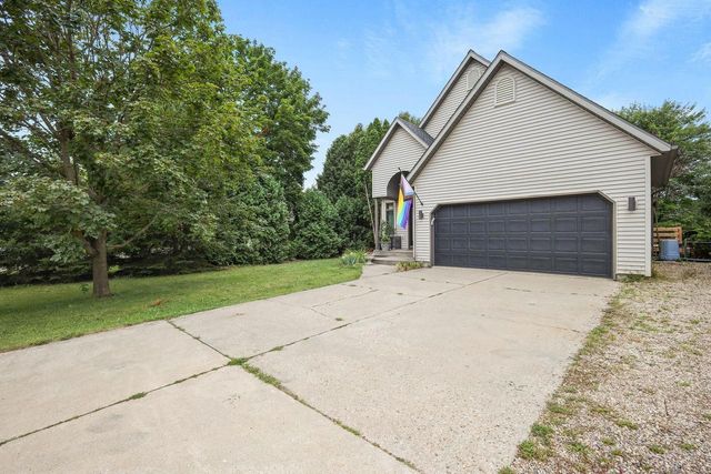 1930 Blue Mounds Street, Black Earth, WI 53515