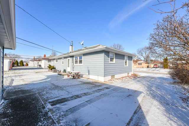 3755 E Van Eimeren AVENUE, Cudahy, WI 53110