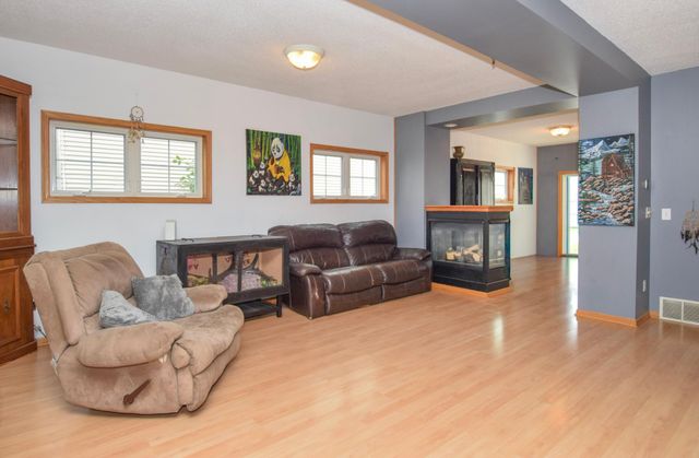 114012 Hundertmark Road, Chaska, MN 55318